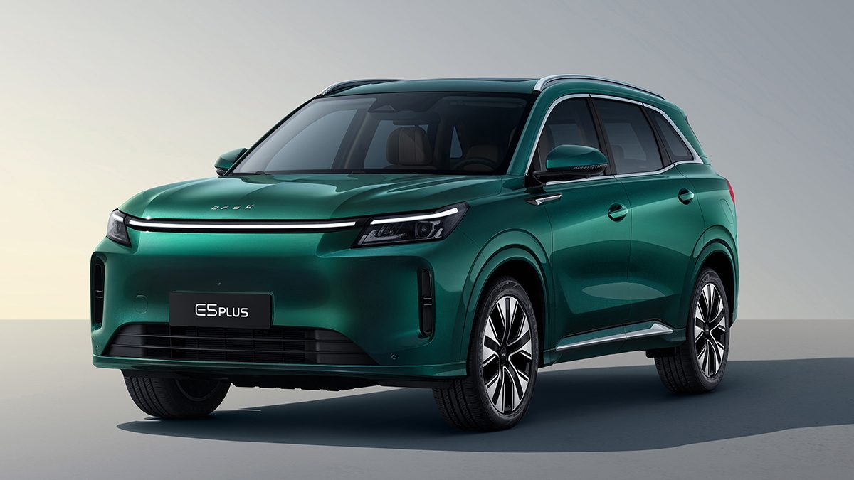 DFSK E5 Plus: el SUV híbrido enchufable de 7 plazas llega a Argentina