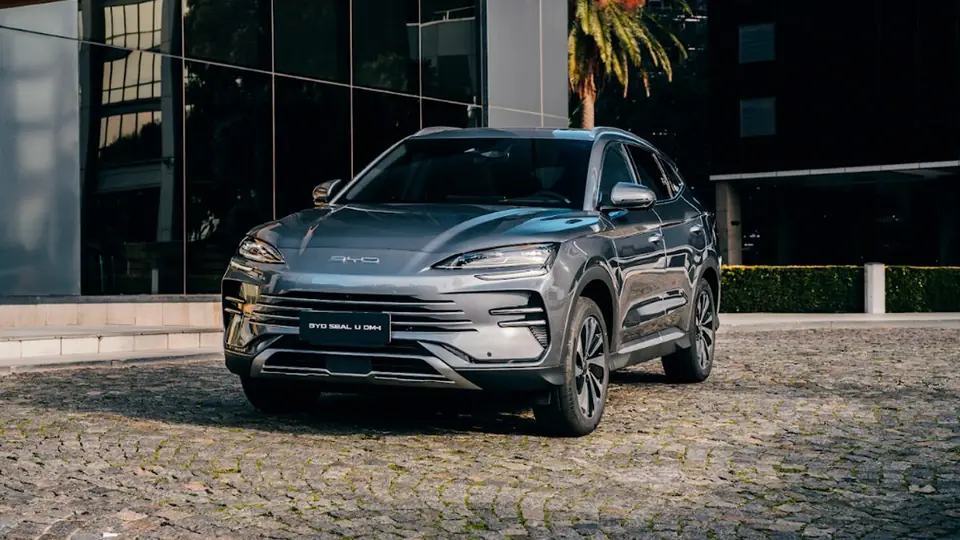 BYD lanzó en Argentina el SEAL U DM-i: precio, autonomía y equipamiento